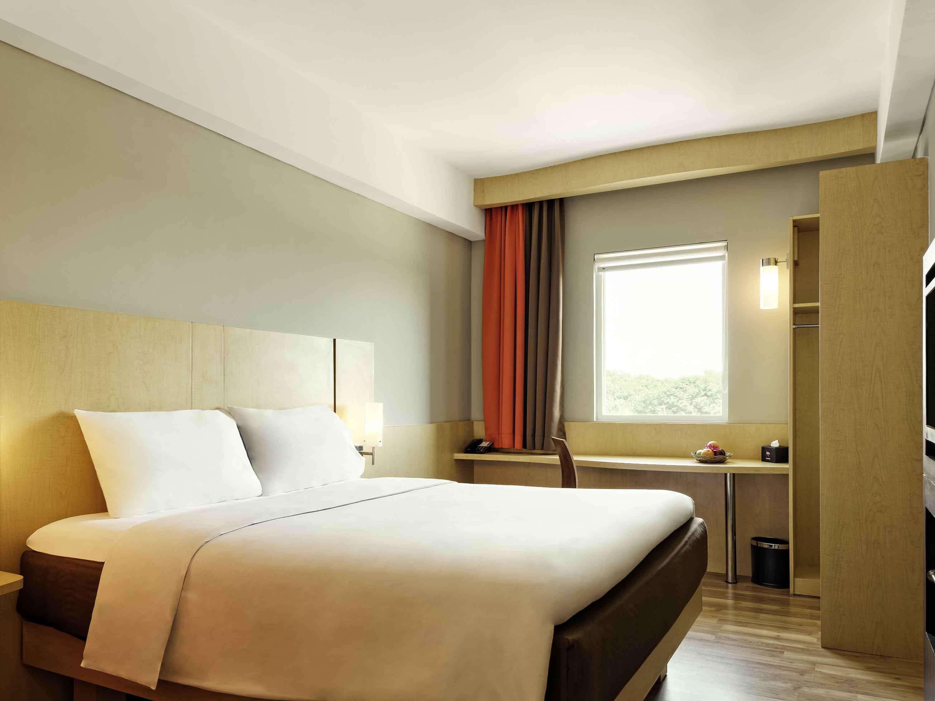 Ibis Padang Hotel Exterior foto